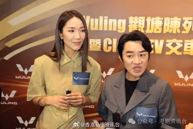 王祖藍笑稱與太太同車會嘈交正為TVB台慶作準備 李亞男有意在香港籌辦畫展