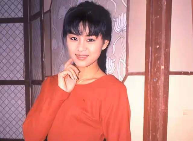 郭富城初戀女友風韻猶存,離婚後當單親媽媽,女兒參加選美比賽
