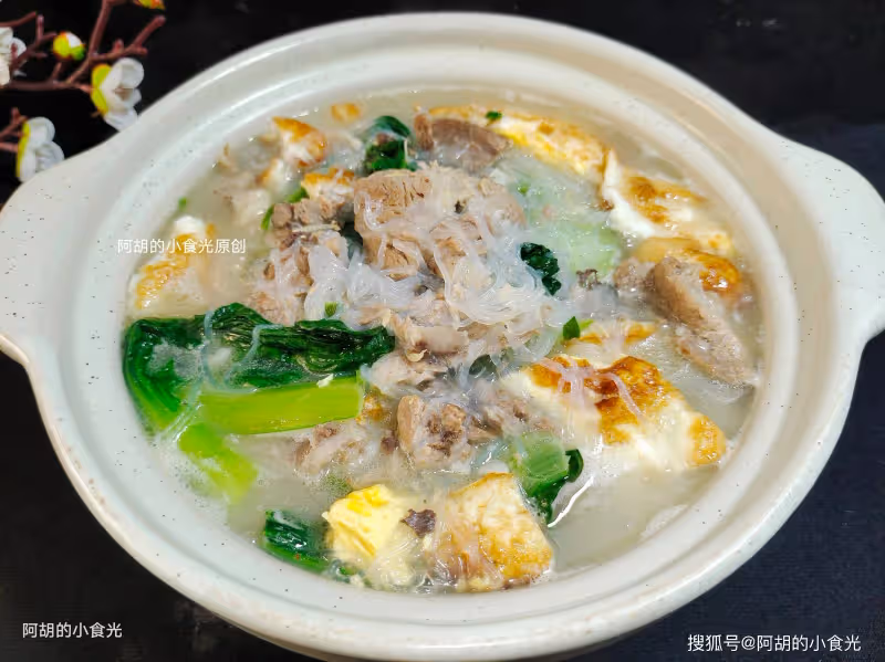 雞肉、魚肉靠邊站,天冷了應該多吃它!多為家人燉一鍋,湯菜齊全、鮮潤又暖人