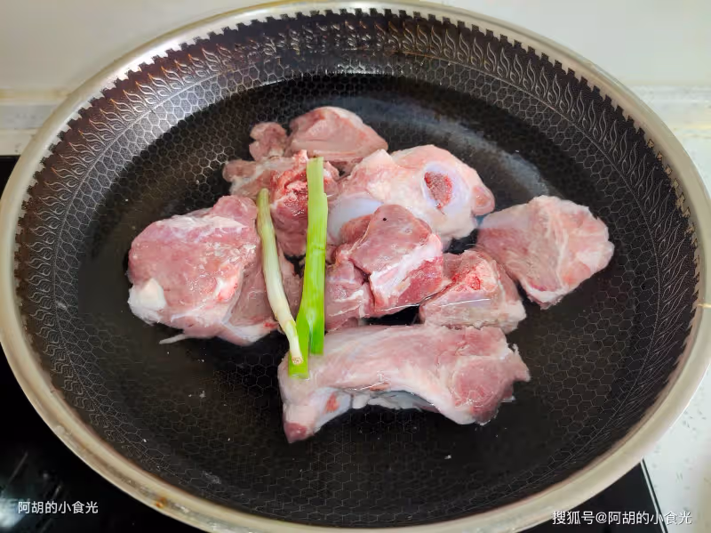 雞肉、魚肉靠邊站,天冷了應該多吃它!多為家人燉一鍋,湯菜齊全、鮮潤又暖人