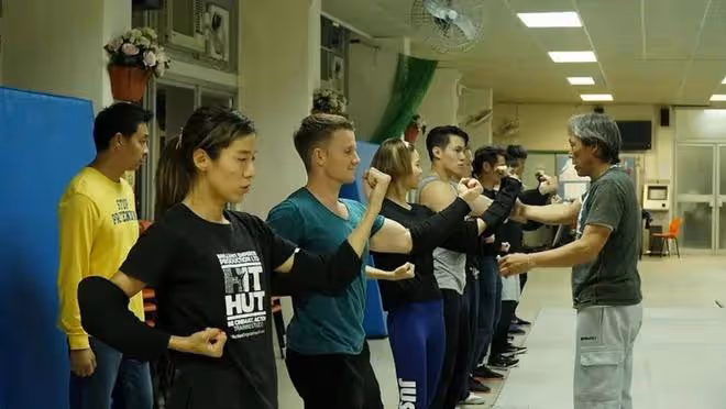 知名動作男星培訓新人入行做武師,直言很難每年開班:不能做失業製造者