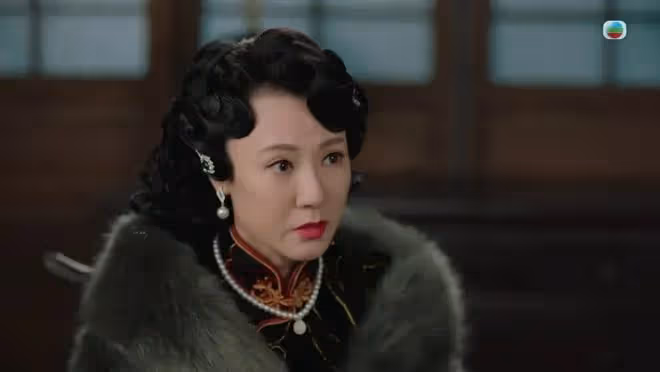 TVB知名女星驚喜亮相台慶劇,52歲保養得宜被封圈內小富婆,至今仍然單身