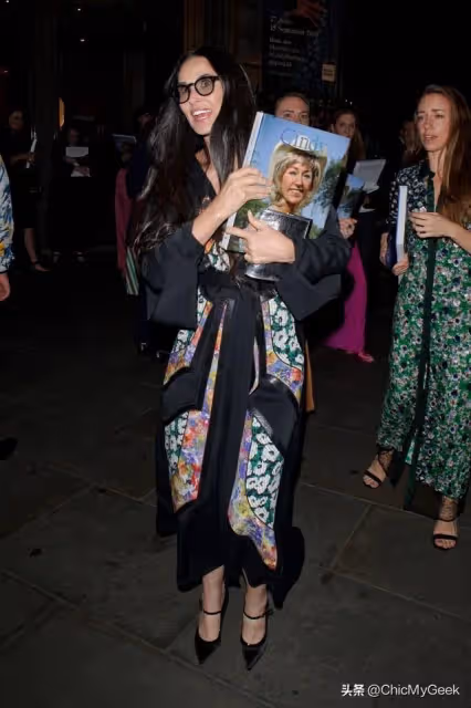 黛米·摩爾自曝15歲遭強姦,酗酒、染毒、流產慘痛過往曝光!