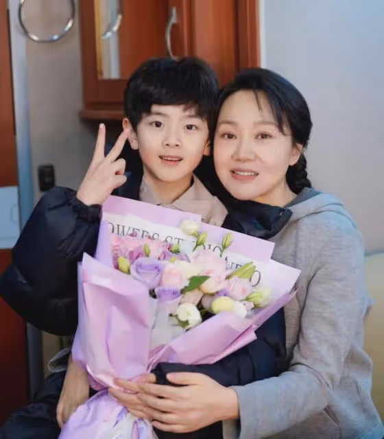小巷人家:衝著閆妮蔣欣追劇,卻被小演員圈粉!小林棟哲太可愛了