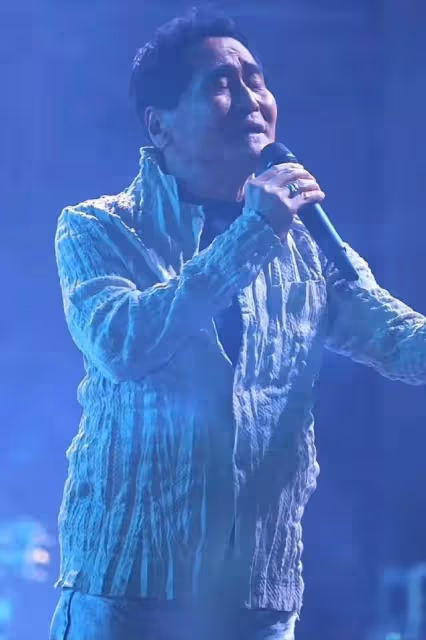 64歲的齊秦娶小24歲妻!盡管岳母比自己「小了幾歲」,給她盡孝也能坦然