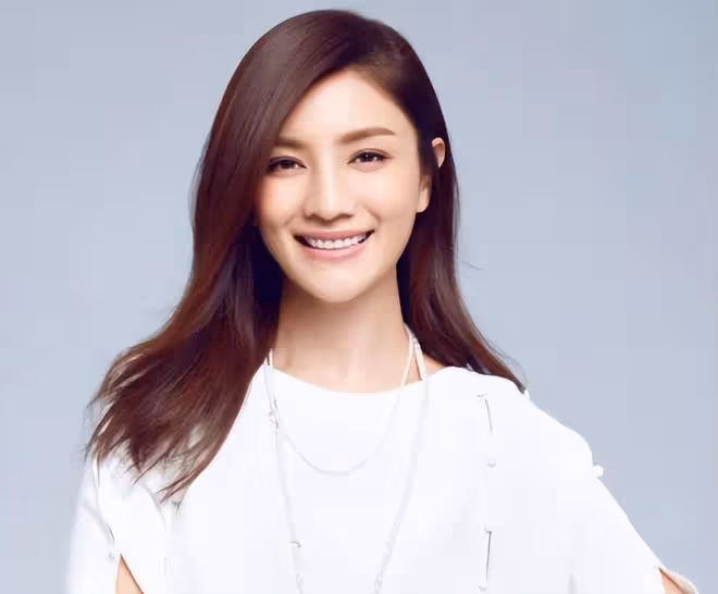 胡可感恩孩子，家庭溫暖成避風港，育兒艱辛與收穫並存