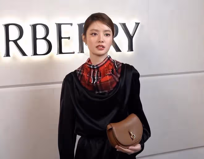終於知道為什麼韓國人這麼愛湯唯了，這種鬆弛感沒幾個人能做得到