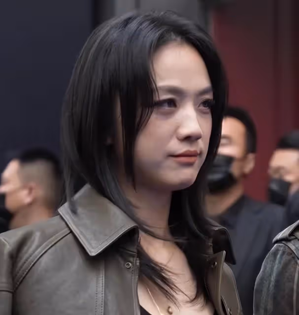 終於知道為什麼韓國人這麼愛湯唯了,這種鬆弛感沒幾個人能做得到