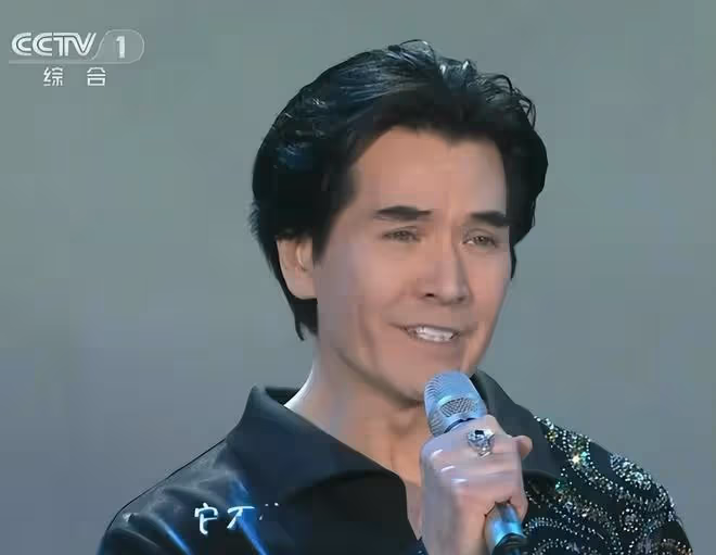 皮相相似,但骨相差了一大截,這兩位男星共用一張臉,卻天差地別