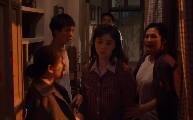 油頭粉面就別演窮人，蔣欣和閆妮告訴你，窮人應該怎麼演