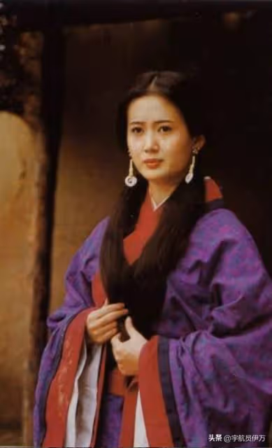 沙寶亮與朱娜離婚多年:他再次找到真愛,她卻在巔峰期為愛退圈