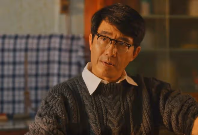 《小巷人家》掌摑莊筱婷，怨恨黃玲幾十年，莊超英的怨毒毀了圖南