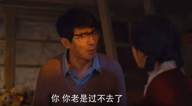 《小巷人家》掌摑莊筱婷,怨恨黃玲幾十年,莊超英的怨毒毀了圖南