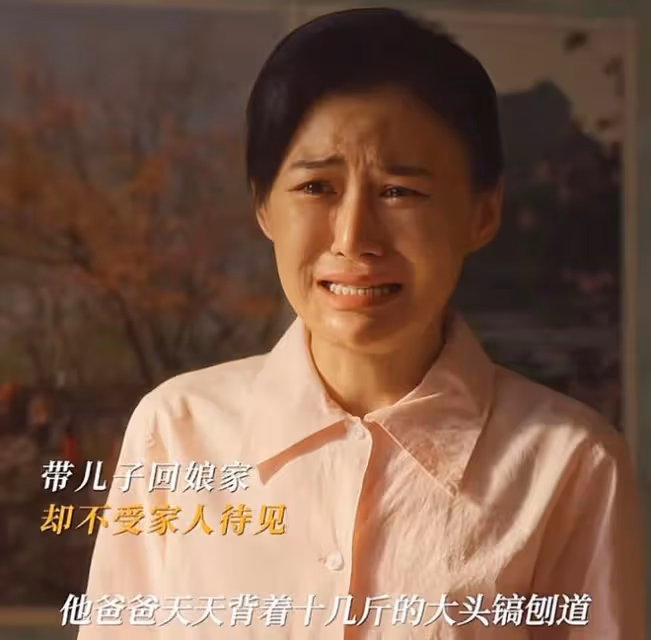 《小巷人家》掌摑莊筱婷,怨恨黃玲幾十年,莊超英的怨毒毀了圖南