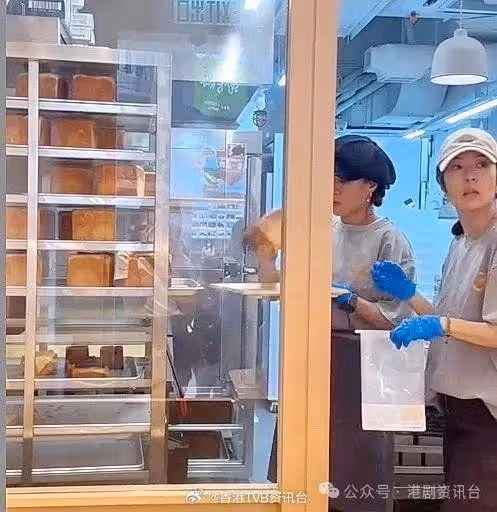 谷婭溦訪理塘啟發作曲靈感！唐詩詠開麵包舖變排隊人龍店
