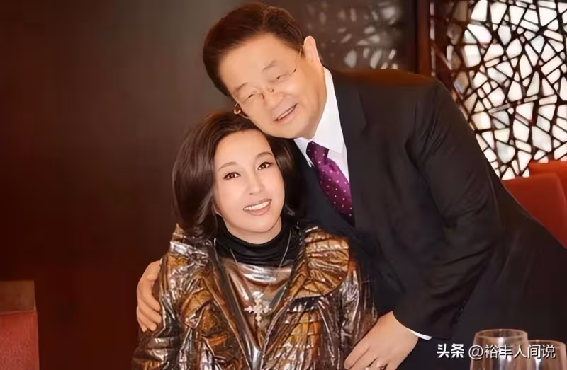 曝劉曉慶疑回應出軌風波!與四婚老公仍未離婚,霸氣言語被贊女王