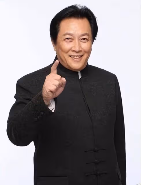 這一次,71歲的老藝術家唐國強,終於要為他的行為買單