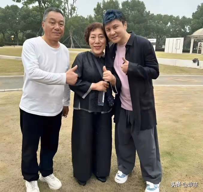 喬任梁遺體照瘋傳,「陰謀論」發酵,父母無奈闢謠,忍痛再揭傷疤