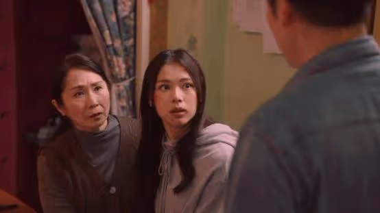 TVB火辣小花演視後年輕版!首次演戲就被贊有天分!網友稱上圍太誇張