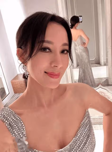 TVB火辣小花演視後年輕版!首次演戲就被贊有天分!網友稱上圍太誇張