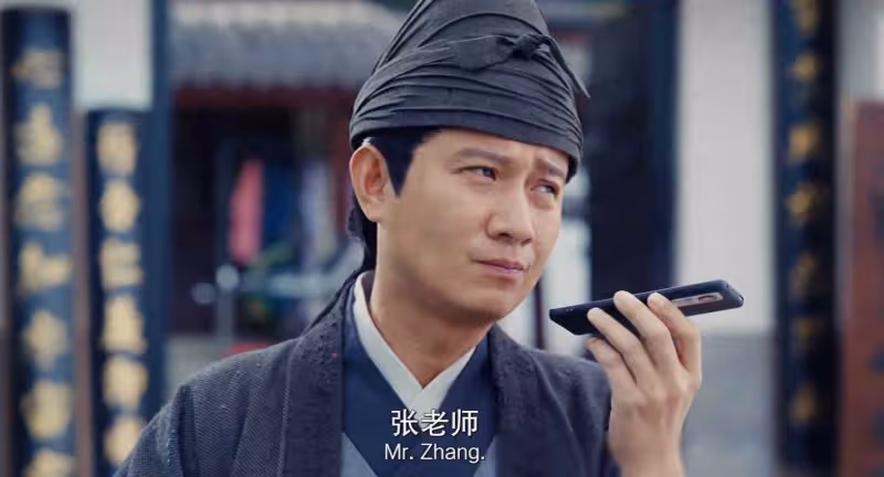 40歲文章近況曝光!帶女友低調聚餐,開200w大G,生活依舊很滋潤
