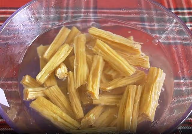 秋天很火的腐竹做法,飯店賣28一盤,在家成本不到4元,拿肉不換