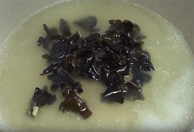 秋天很火的腐竹做法,飯店賣28一盤,在家成本不到4元,拿肉不換