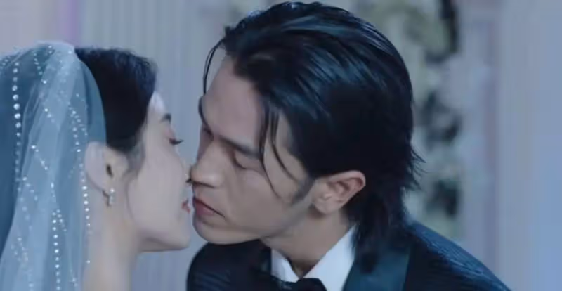 人氣急升!馬志威在《黑色月光》再演渣男而內地爆紅,曾與蔣家旻演過大尺度床戲