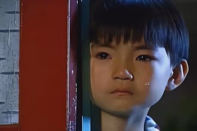 8歲成名,13歲提名金鐘獎,21歲被通緝,如今29歲的他怎樣了?