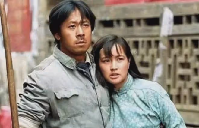 四段婚姻,同時交往8個小男友,74歲劉曉慶感情比她的戲還精彩