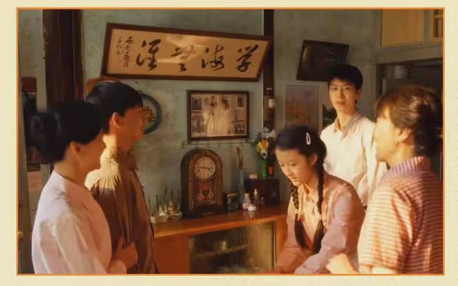 小巷人家:黃玲舌戰公婆,太爽了!閆妮不愧大滿貫視後,演技封神