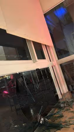 利菁家「落地窗被颱風吹破」慘況曝光！　嚇得發抖直喊：救命