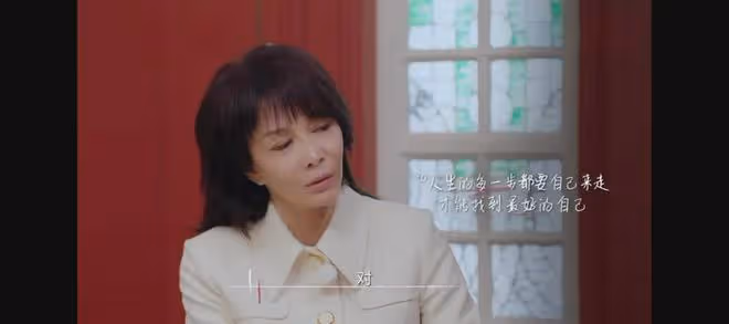 「掌摑」劉嘉玲,「嘲諷」周星馳,她包養男友16年,如今怎樣了?