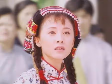 她4歲上了雜誌,21歲出道,25歲成為家喻戶曉的明星!
