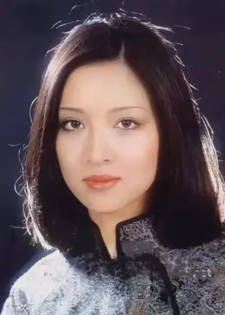 胡因夢的美，告訴你，想要美一生，除了漂亮，還得有氣質！