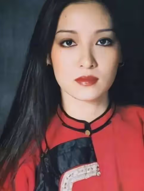 胡因夢的美，告訴你，想要美一生，除了漂亮，還得有氣質！