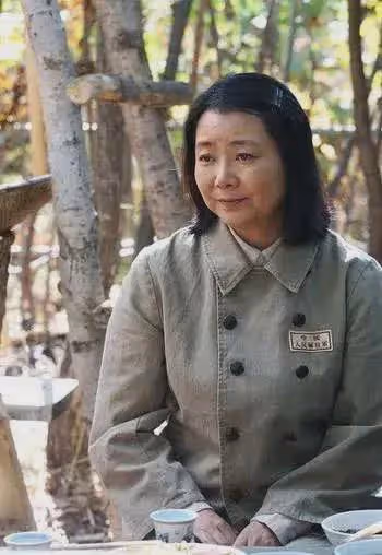 薩日娜飾演的母親為何如此深入人心，40歲後的她為何反而更美？