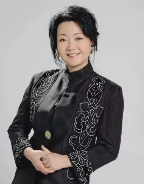 薩日娜飾演的母親為何如此深入人心，40歲後的她為何反而更美？