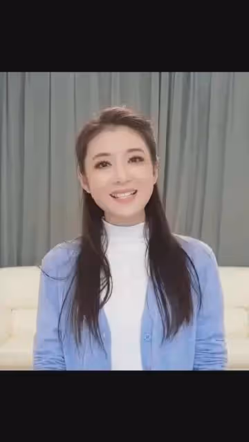 為何李雲霄無論怎麼穿搭，總是顯得她既明艷又女人還端莊？