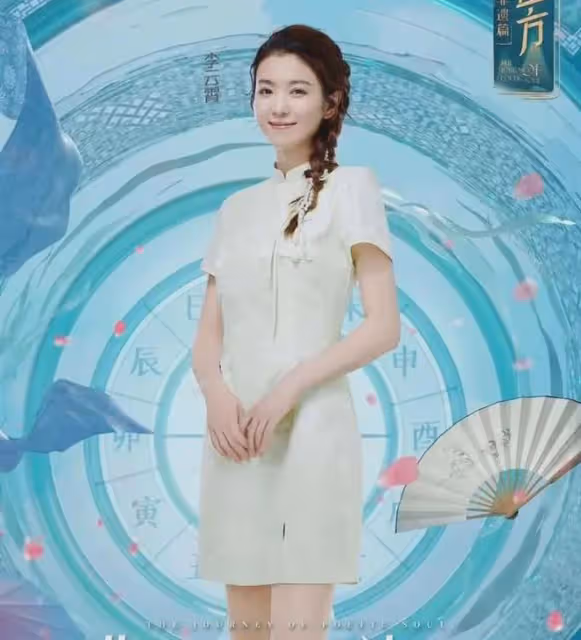 為何李雲霄無論怎麼穿搭，總是顯得她既明艷又女人還端莊？