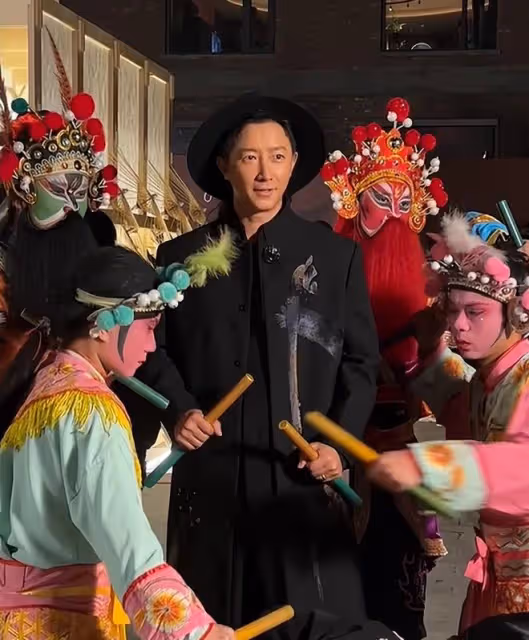 北京一夜,海清嫩了,羅晉腫了,王楚然更美了,卻被王凱驚艷了