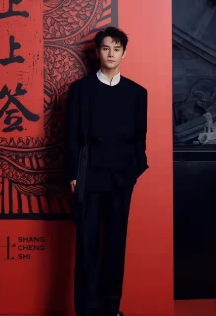 北京一夜,海清嫩了,羅晉腫了,王楚然更美了,卻被王凱驚艷了