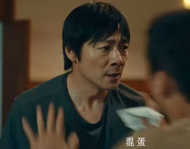 票房劍指50億!王千源劉德華硬碰硬,鄧超新片或是黑馬