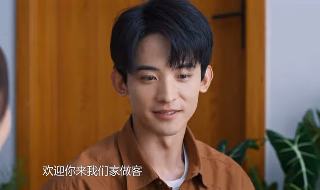 《好團圓》向中被王玉溪玩弄身體感情,前男友柴進出手,痛揍渣男