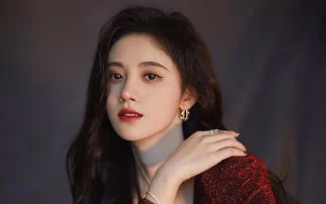 鞠婧禕與絲芭傳媒決裂風波:雙方各執一詞,真相撲朔迷離