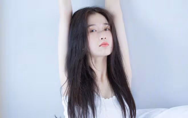 虞書欣包場一萬座,《永夜星河》開播引熱議:真千金的多面人生