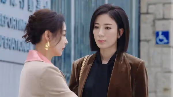 TVB女星與視後妹妹首度同框演出,直言現實生活也有過吵架:沒那麼激烈