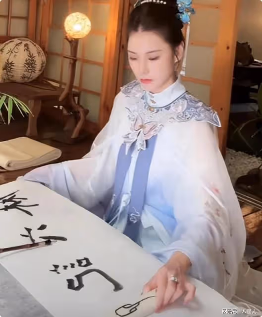 比大S漂亮!被馬筱梅驚艷,古風造型撞臉阿嬌,五官精緻不輸大S