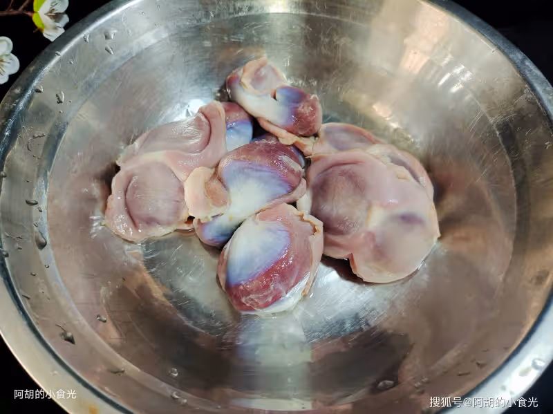 比豬肉低脂、比牛肉便宜！天冷不吃它太虧，大火炒一盤，脆嫩高蛋白、特下飯