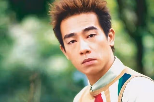 陳小春斷崖式衰老？！網友認不出：滿臉皺紋像80多歲